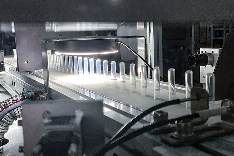 1-241206155035I6 ·´Ó³±×Ô¶¯¼ì²â»ú£º¾«×¼Óë¸ßЧµÄÒ½ÁƼì²âÀûÆ÷